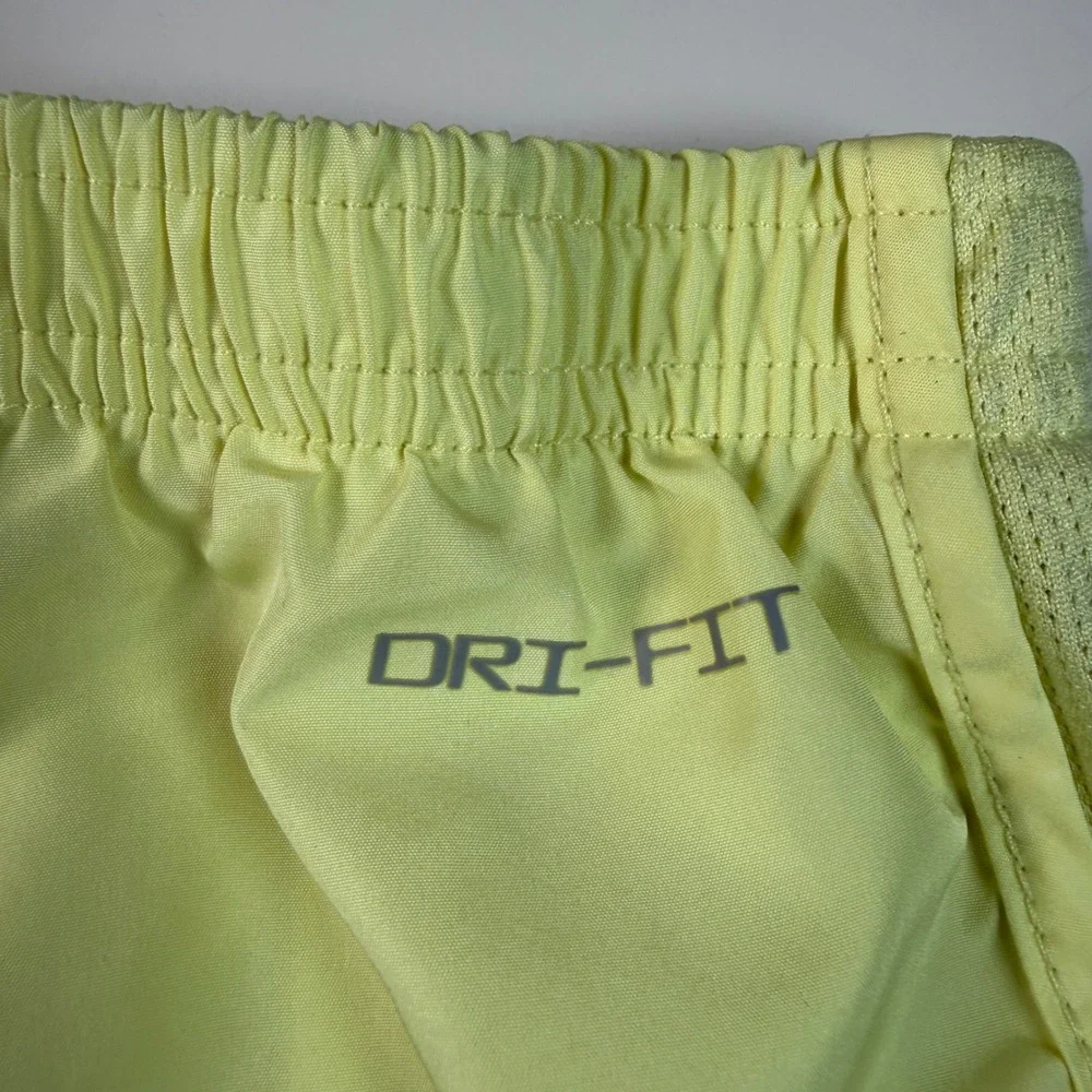 Nike‎ Girls Size 6 Tempo Running Shorts Yellow Mesh Dri Fit Athletic Sporty